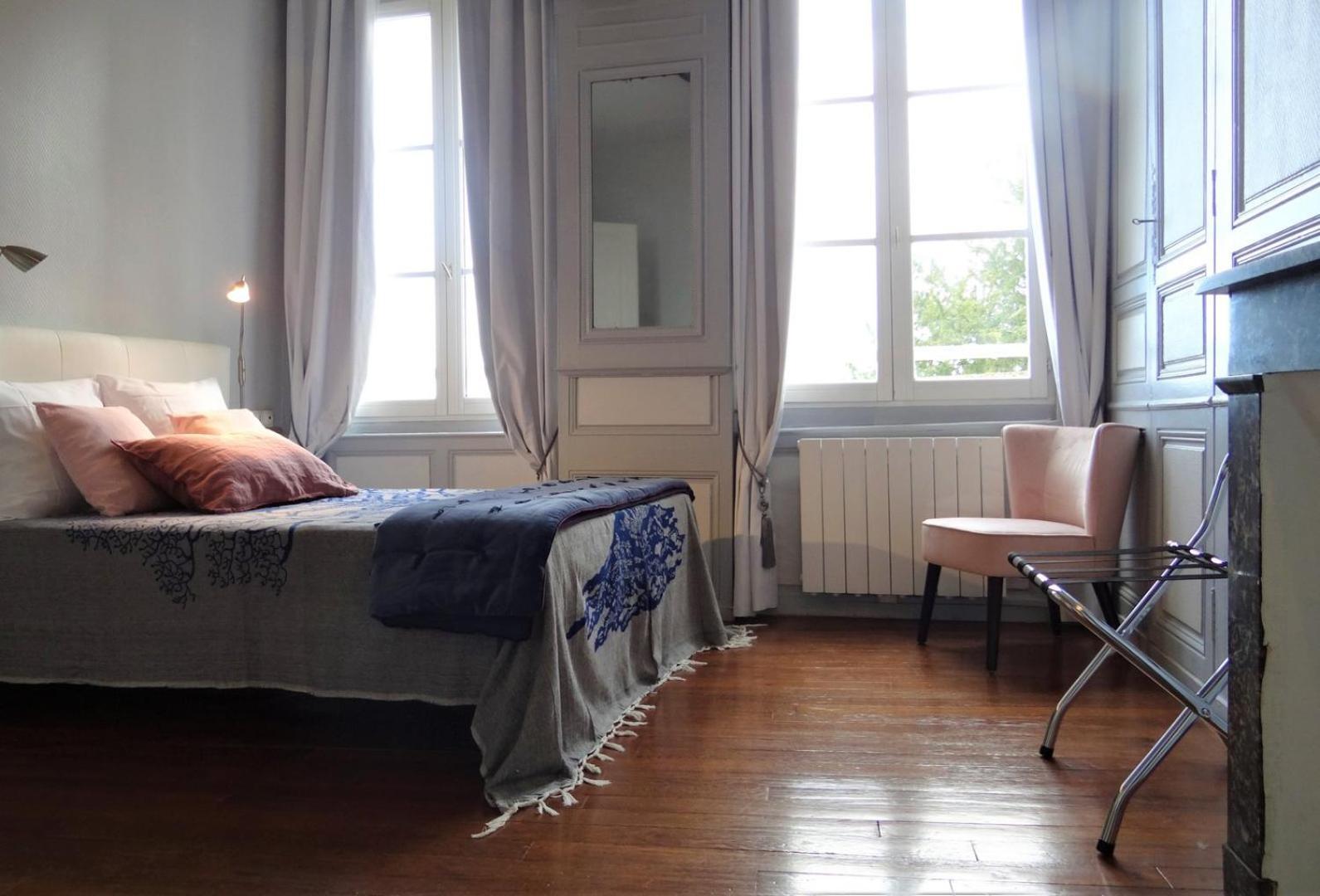 Le Cardinal Apartment ชาร์ตร ภายนอก รูปภาพ